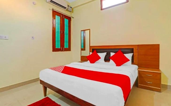 Kk Guest House ลัคเนา ภายนอก รูปภาพ