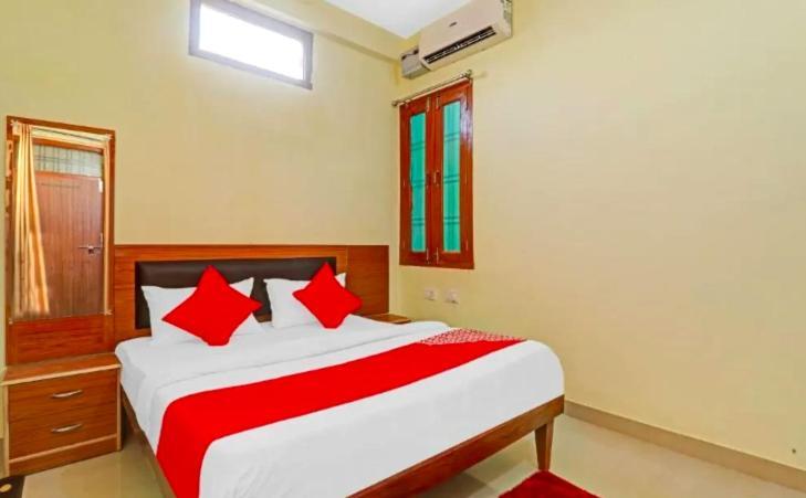 Kk Guest House ลัคเนา ภายนอก รูปภาพ